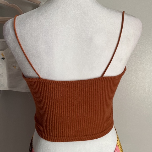 Collection SHEIN - PacSun Basics - Out From Under - Ladies Summer Crop Top Tanks - Picture 13 of 14